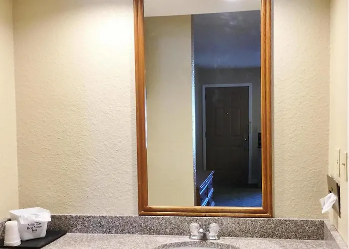 Americas Value - Rockford Motel 2*